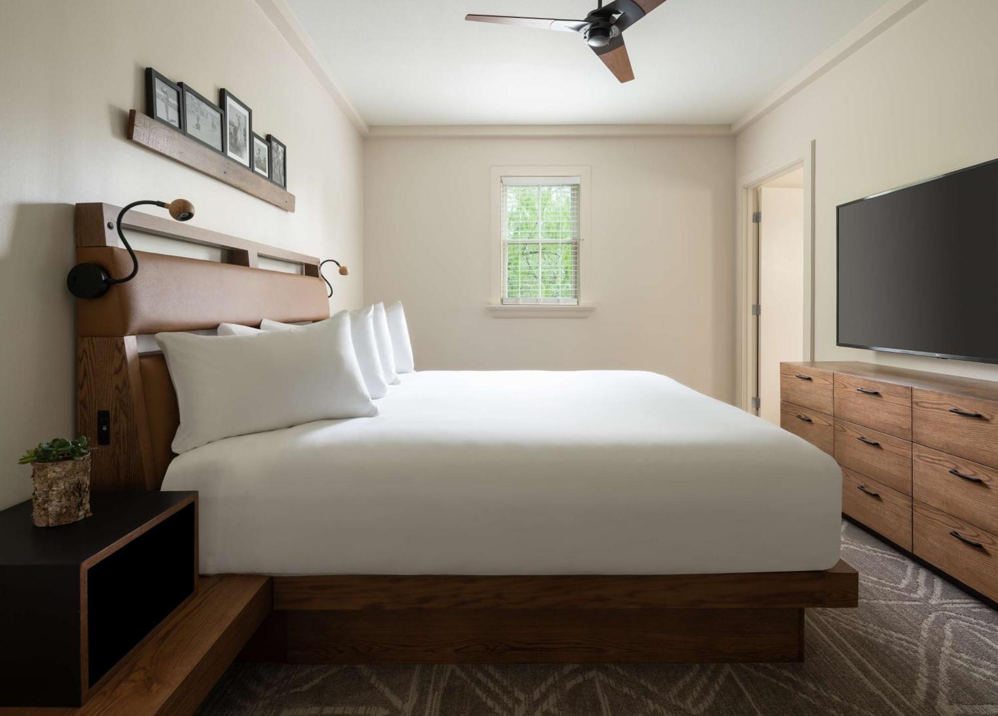 Hyatt Regency Lost Pines Resort And Spa Cedar Creek Exterior photo